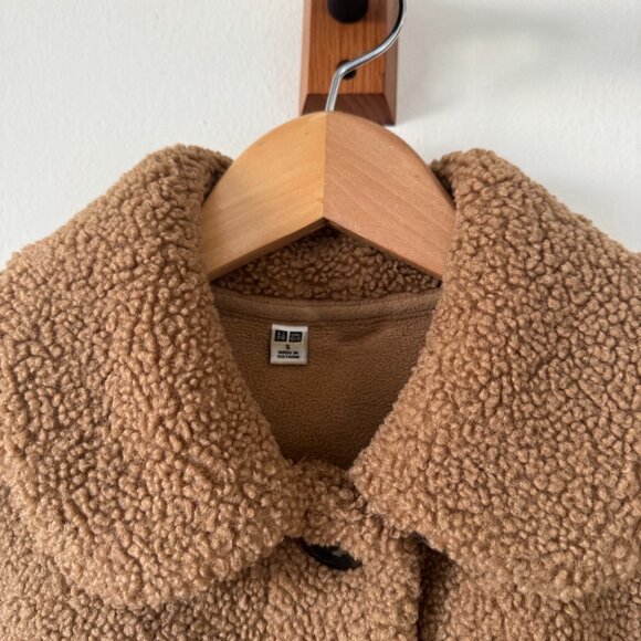 Uniqlo Teddy Tan Fleece Jacket - Picture 3 of 5
